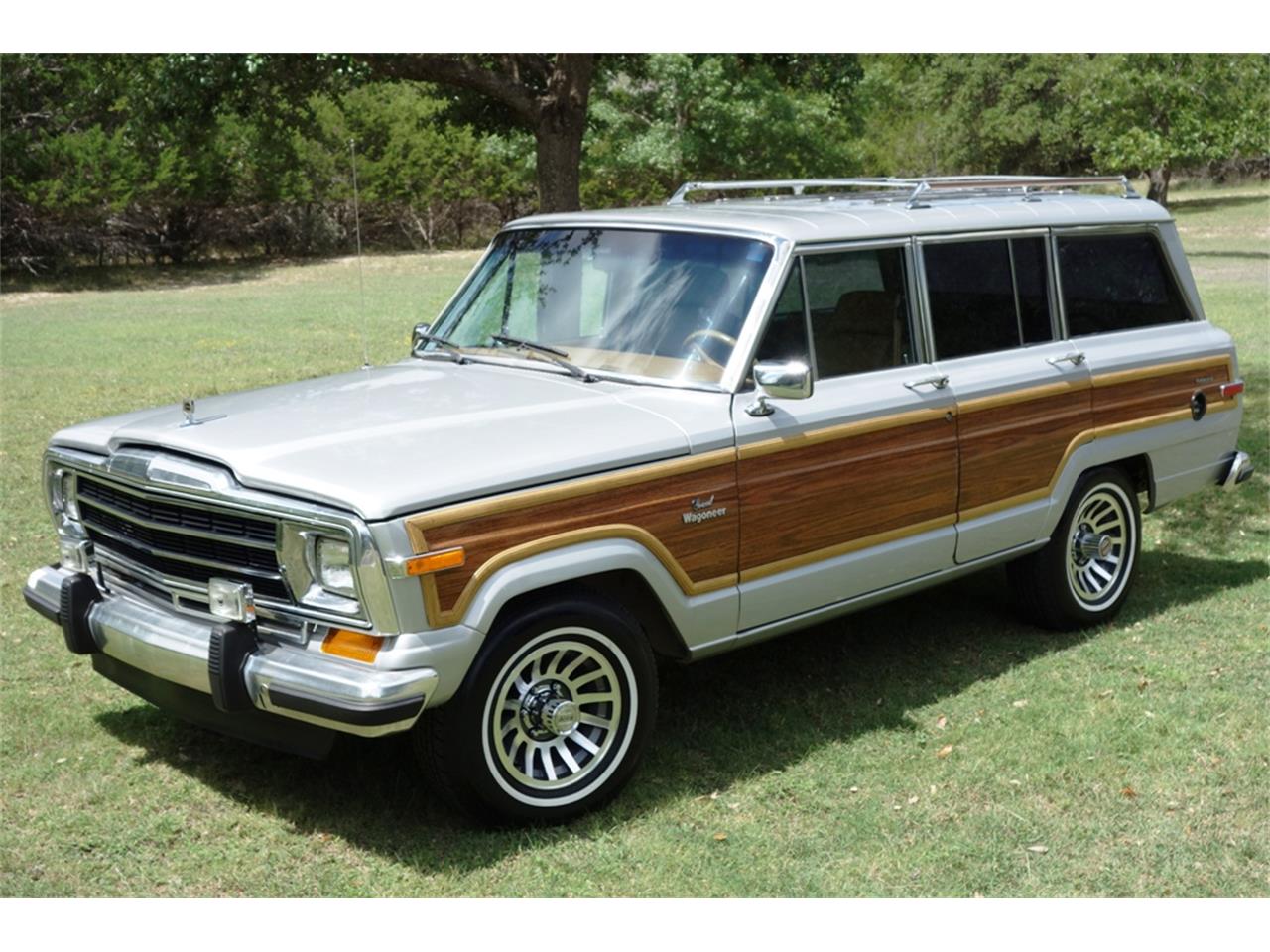 Jeep grand wagoneer 1986