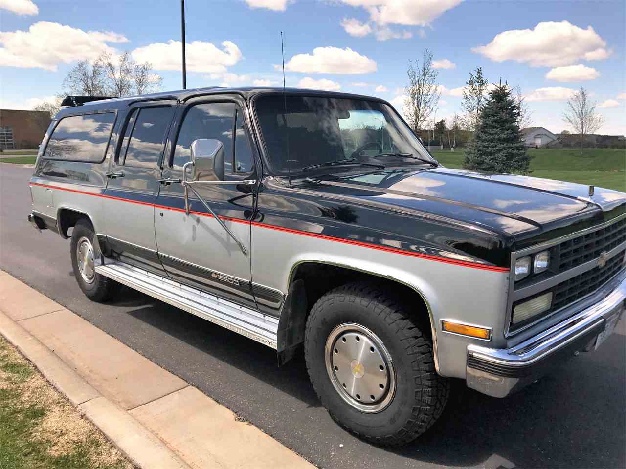 Chevrolet suburban 89