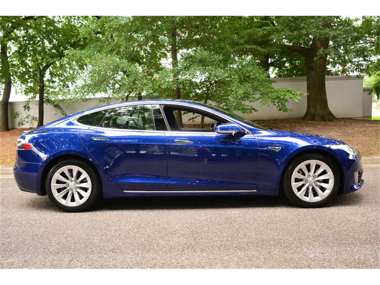 Tesla model s 75d