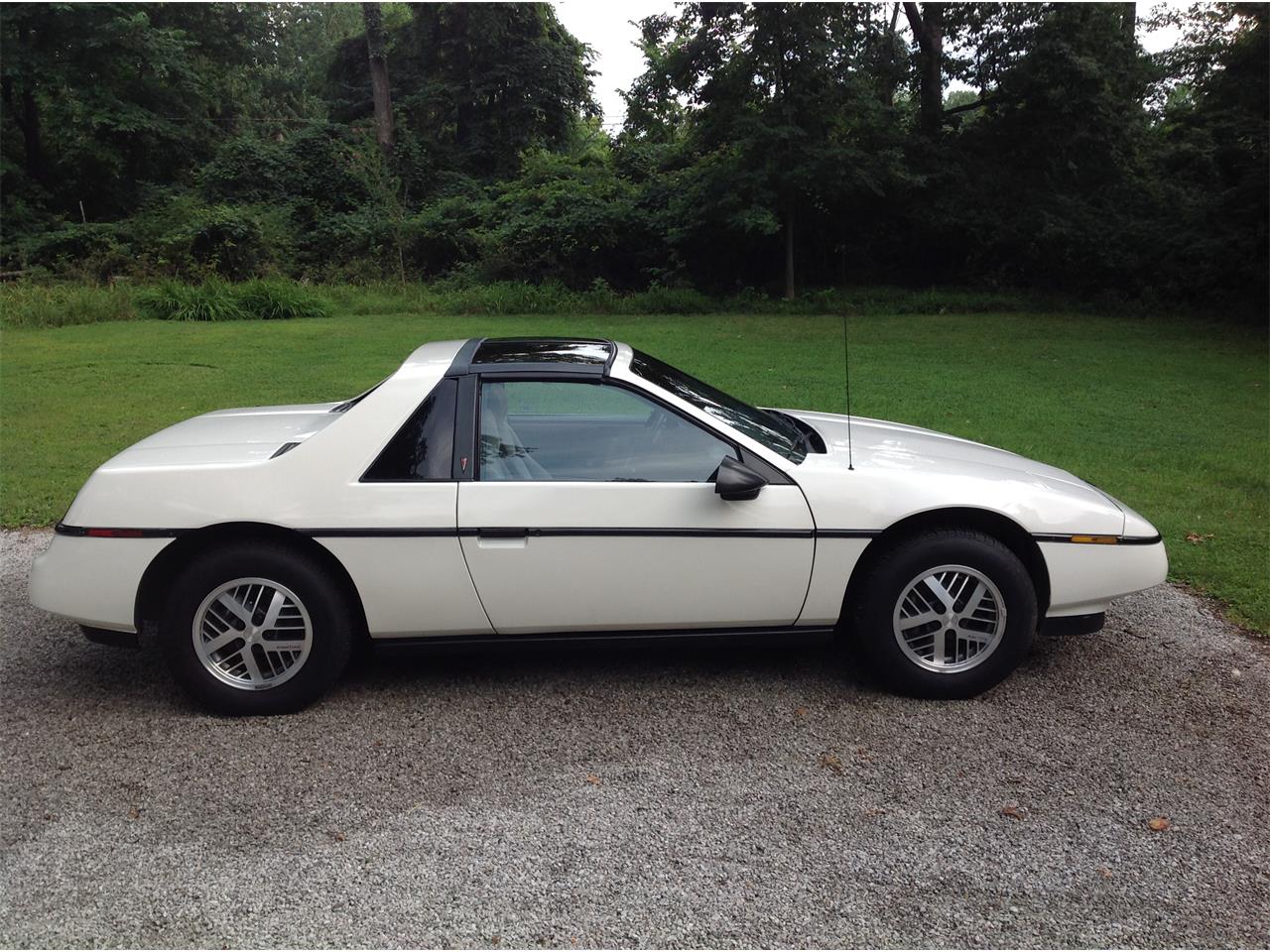 1988 Pontiac Fiero for Sale | ClassicCars.com | CC-1005448