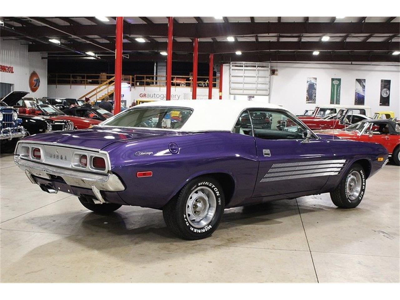 Dodge challenger 74