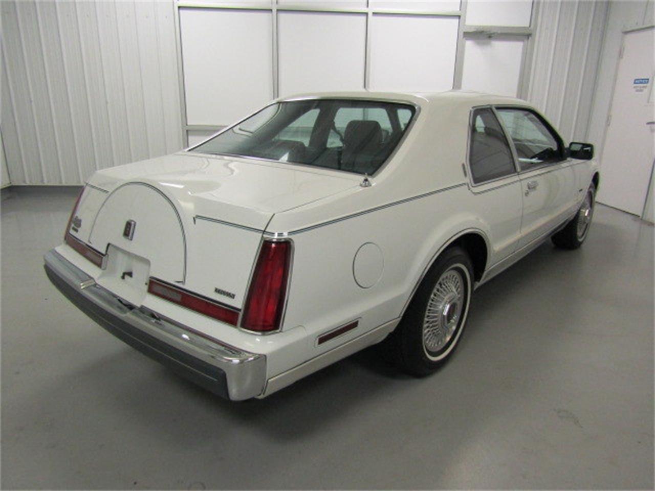 Lincoln continental 1988