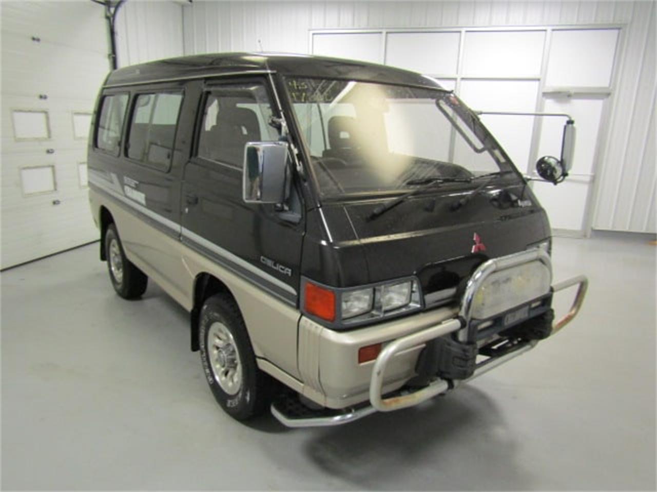 Mitsubishi delica 1990