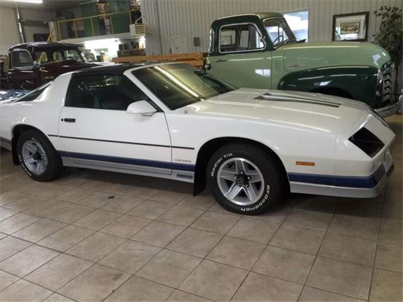 Chevrolet camaro 1984