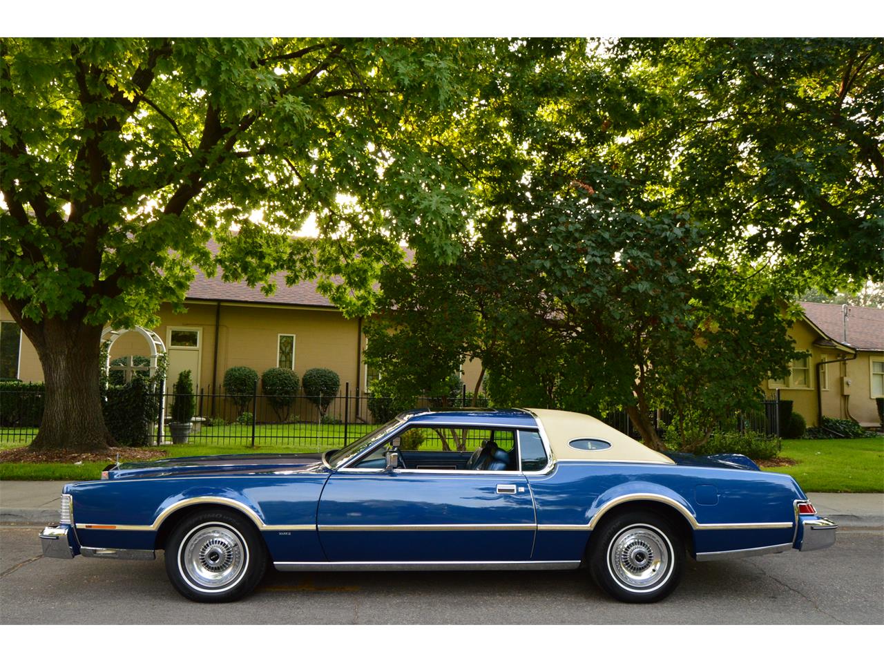 Lincoln continental mark 4