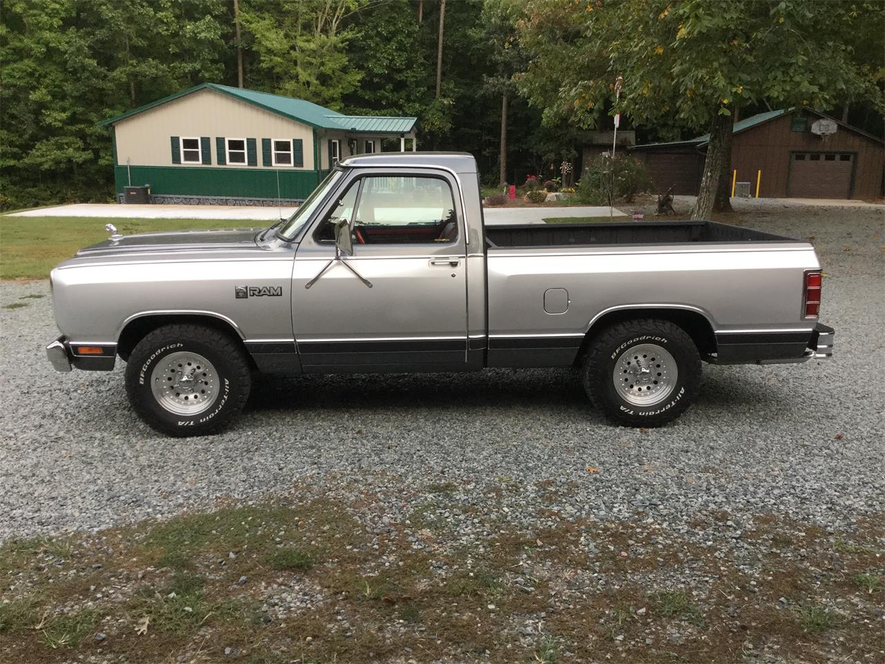 1985 Dodge D150 for Sale CC1032119