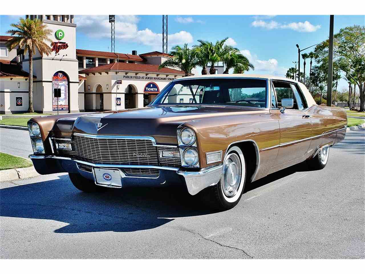 Cadillac deville фото