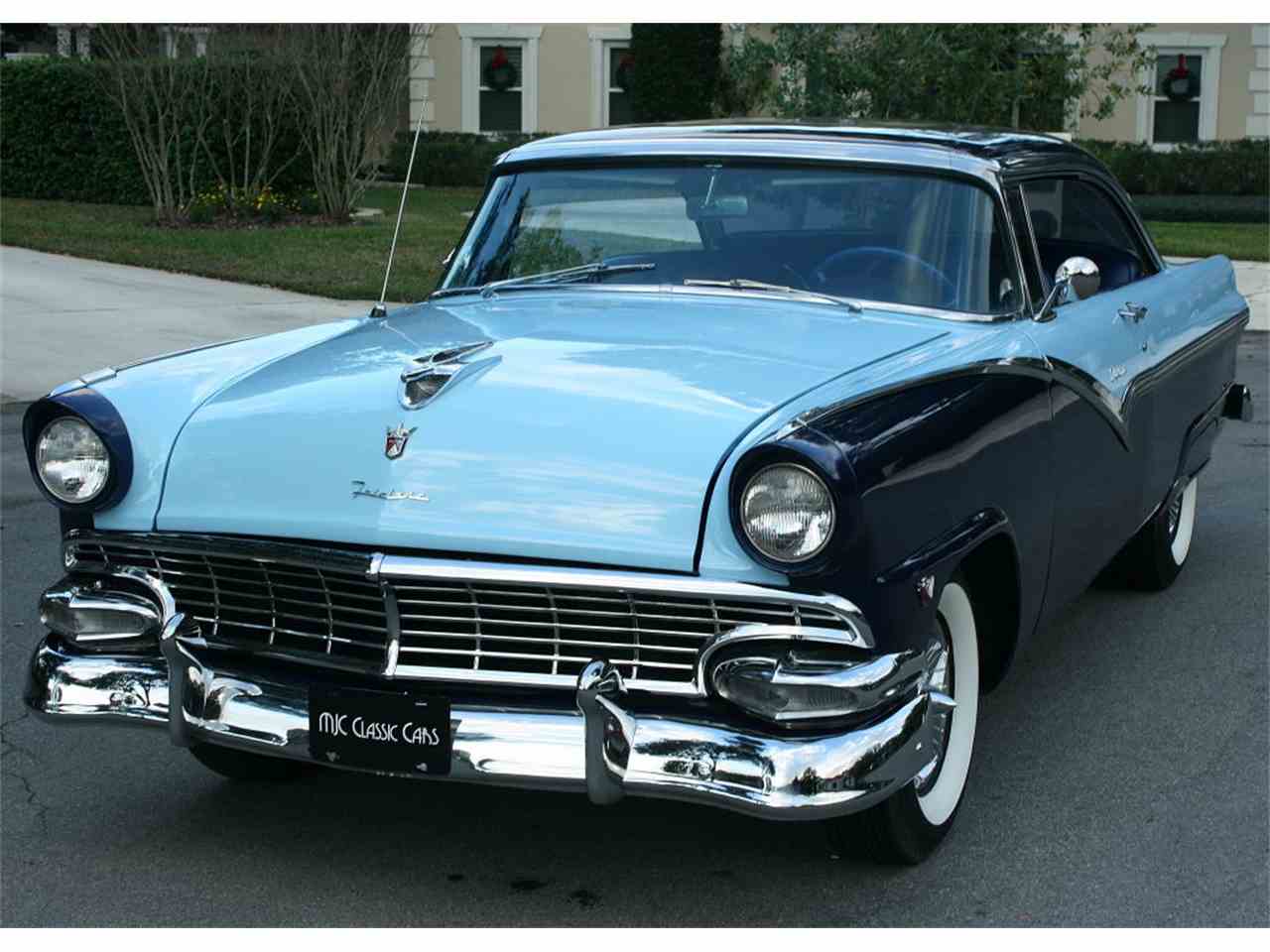 Ford victoria 1956