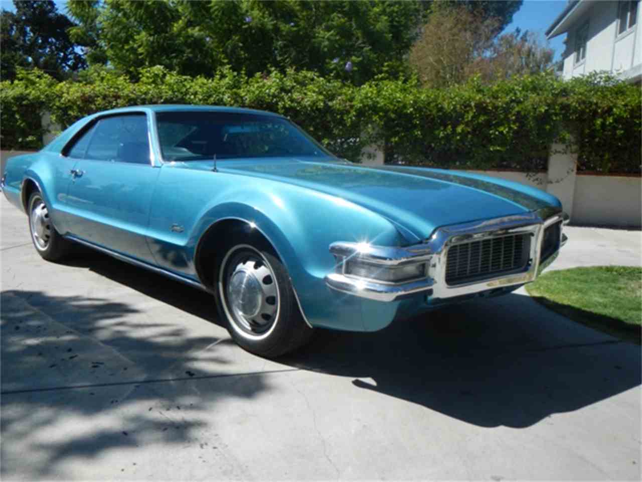 Oldsmobile toronado 1969