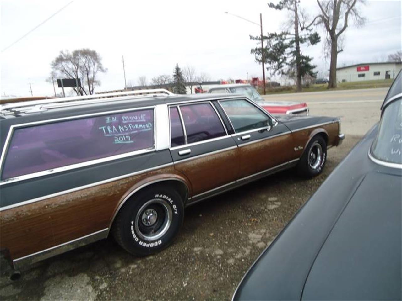 Oldsmobile custom 8 cruiser