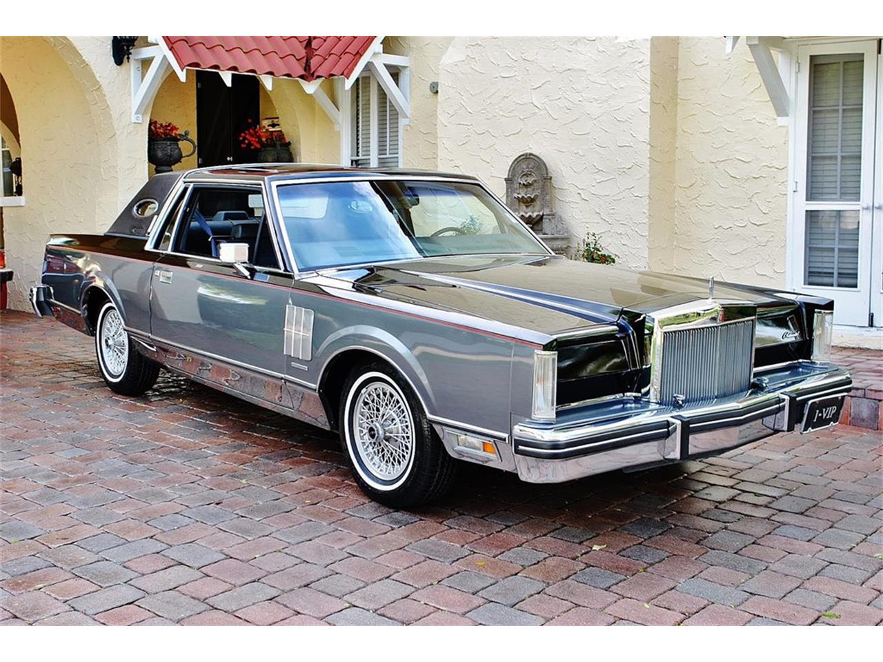 Lincoln continental 1983