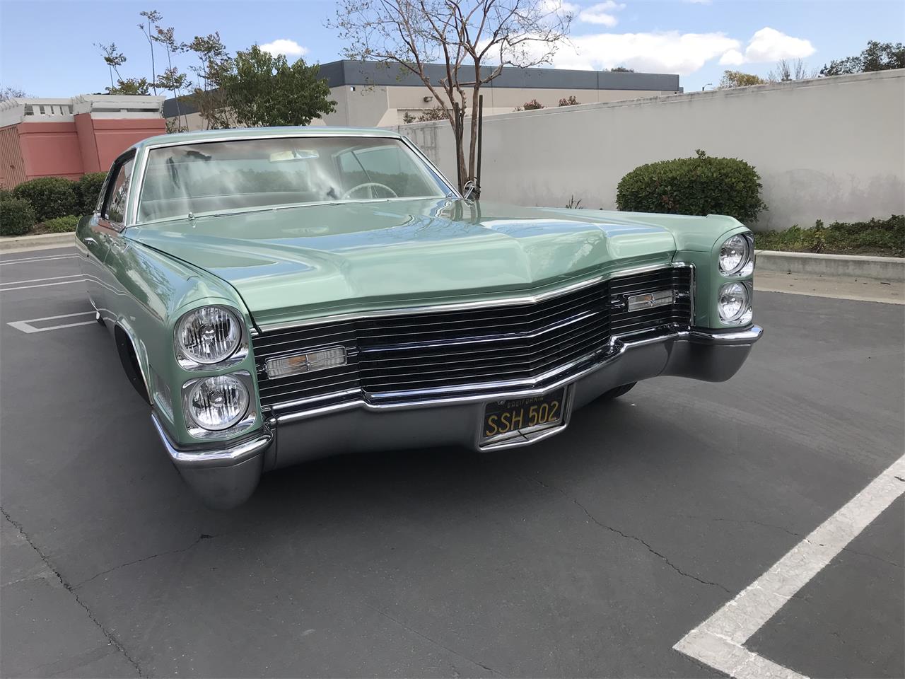 Cadillac coupe deville 1966