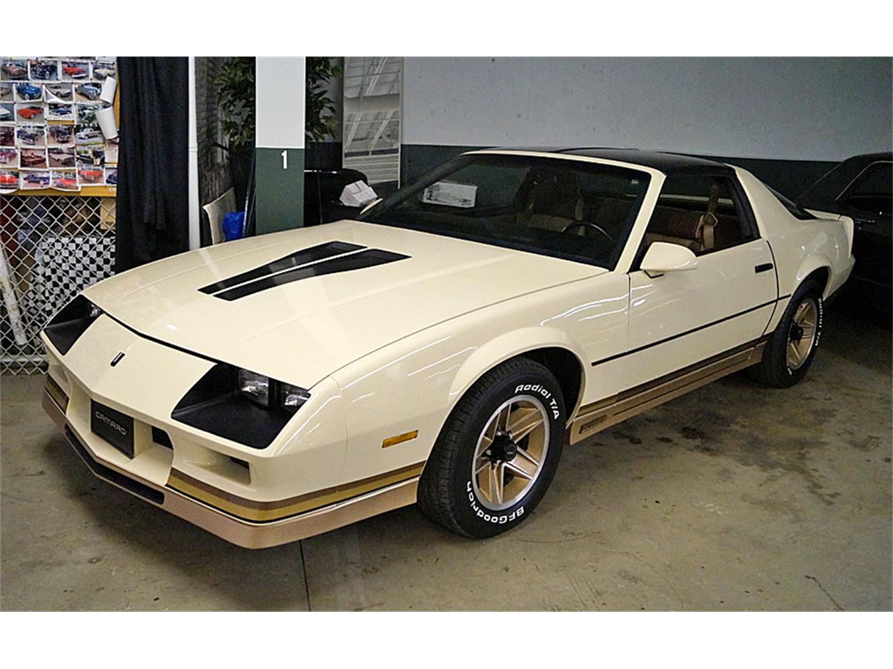 Chevrolet camaro 1984