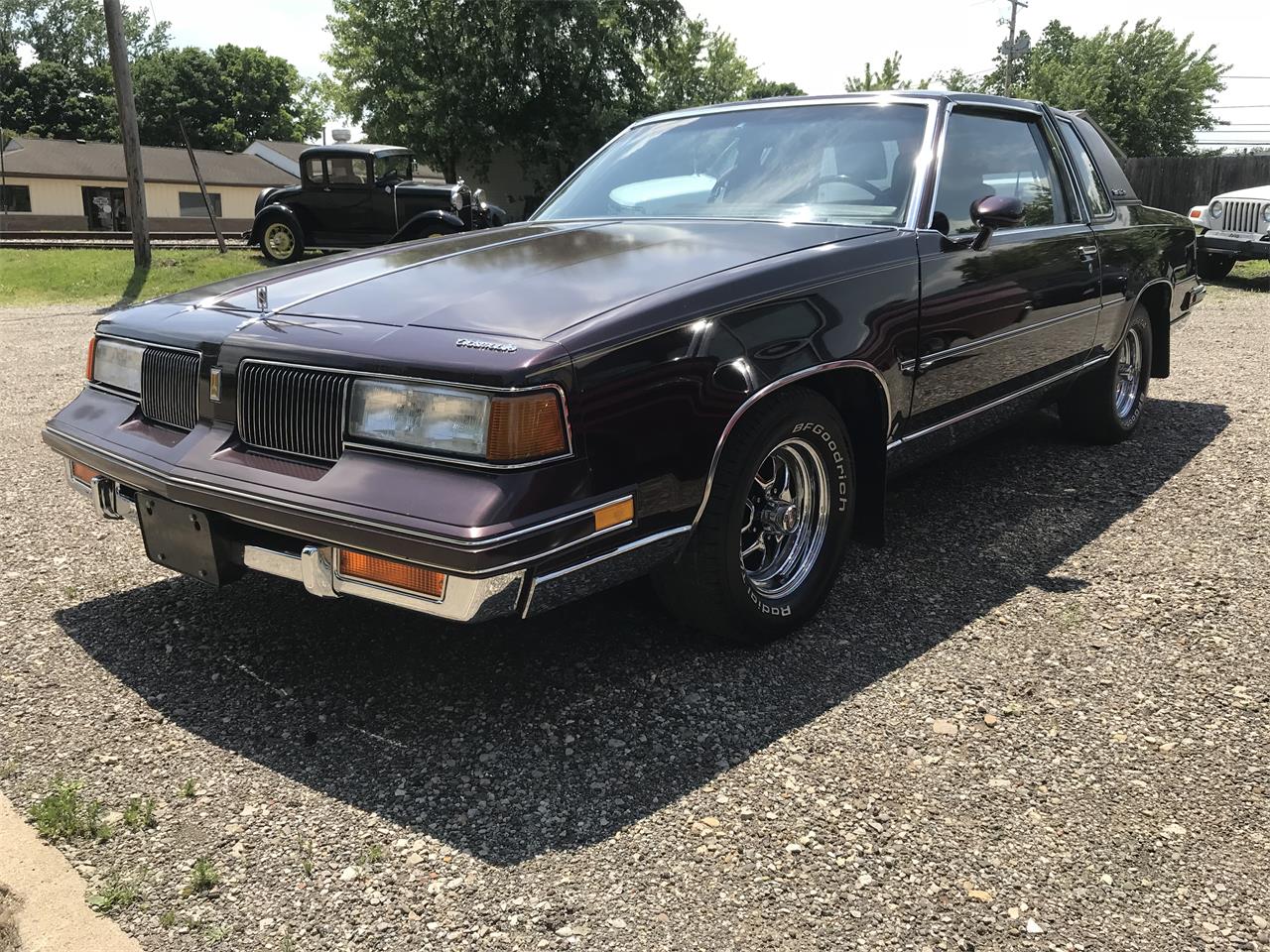 1988 Oldsmobile Cutlass Supreme Interior