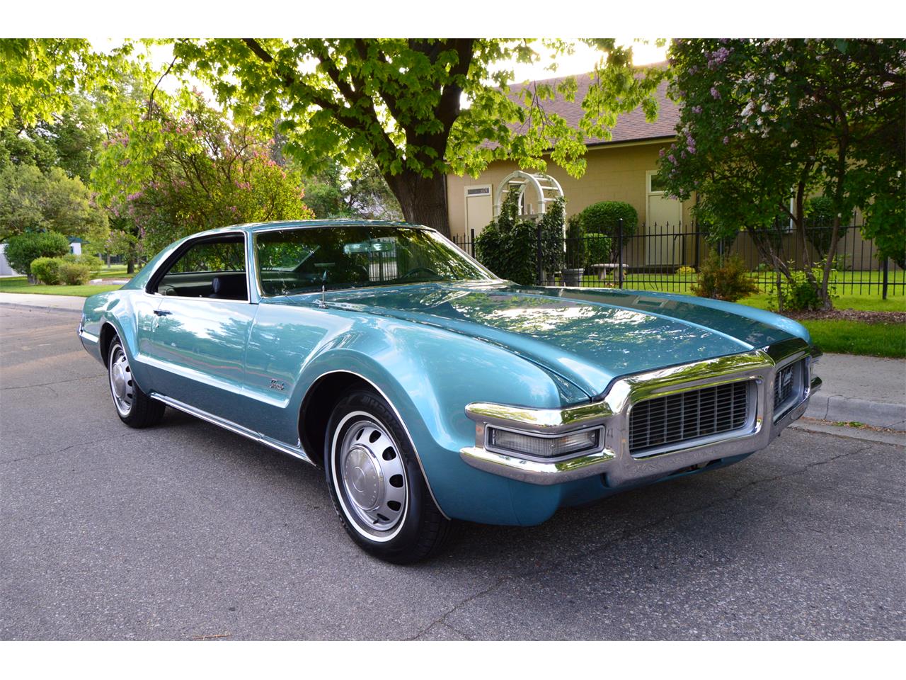 1969 Oldsmobile Toronado for Sale CC1097236