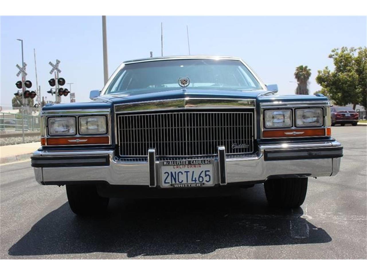 Cadillac brougham 1989