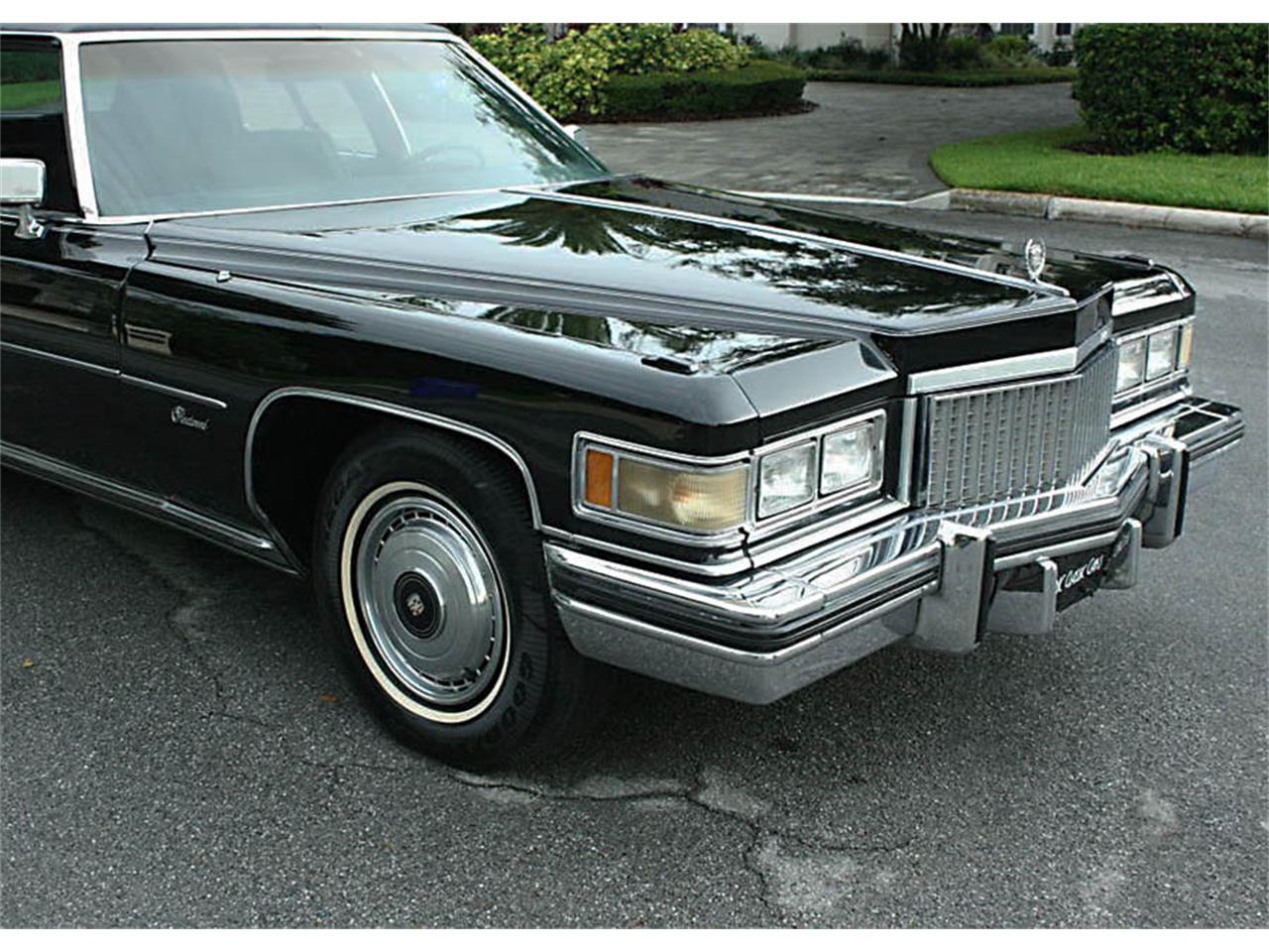 Cadillac fleetwood 1975