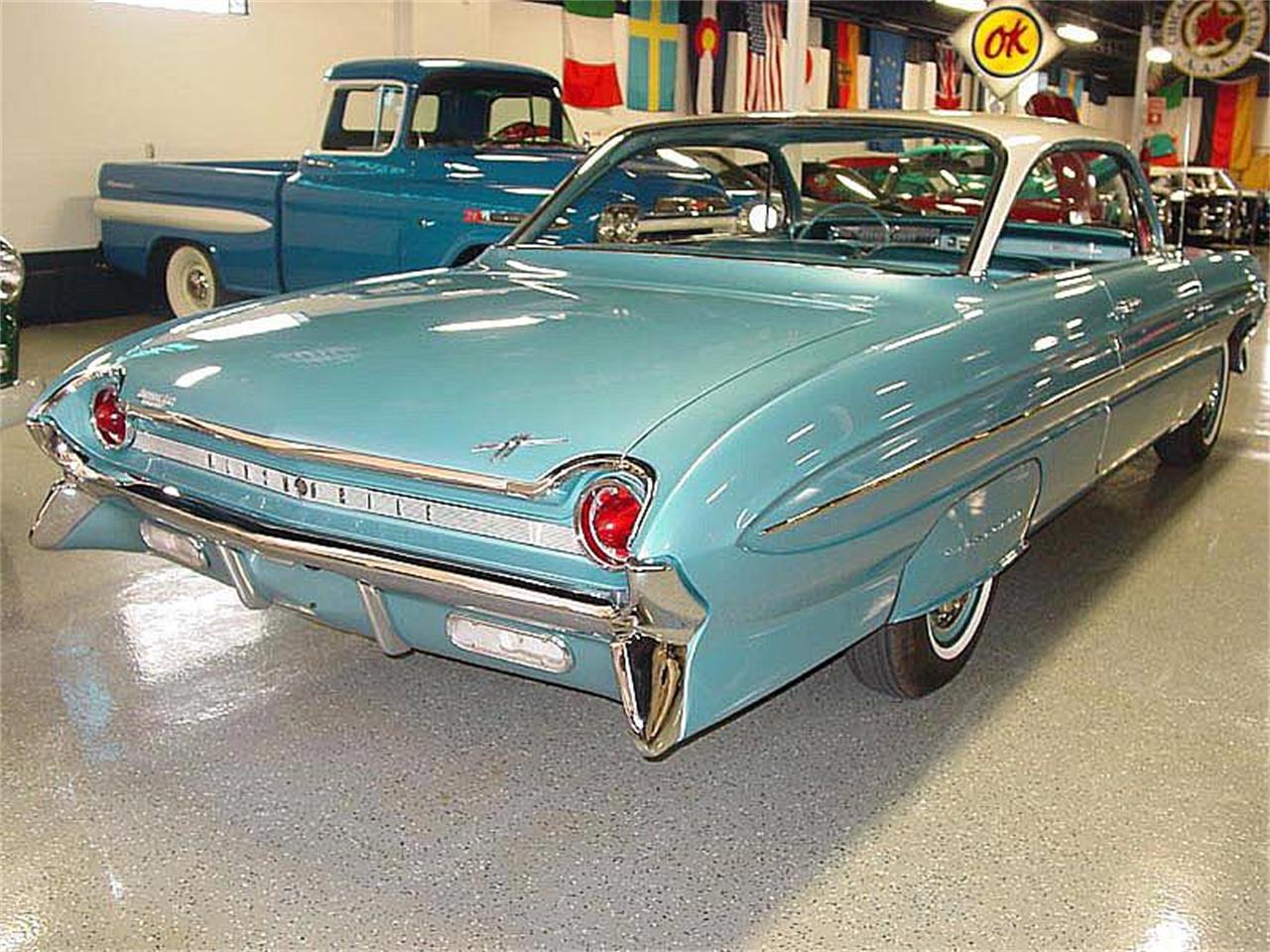 Oldsmobile dynamic 88