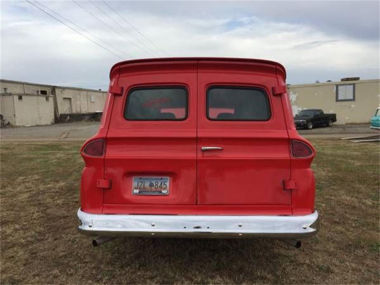 Chevrolet suburban 1966