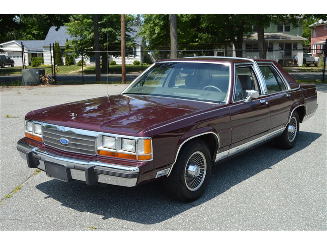 1989 Ford Crown Victoria for Sale CC1128031