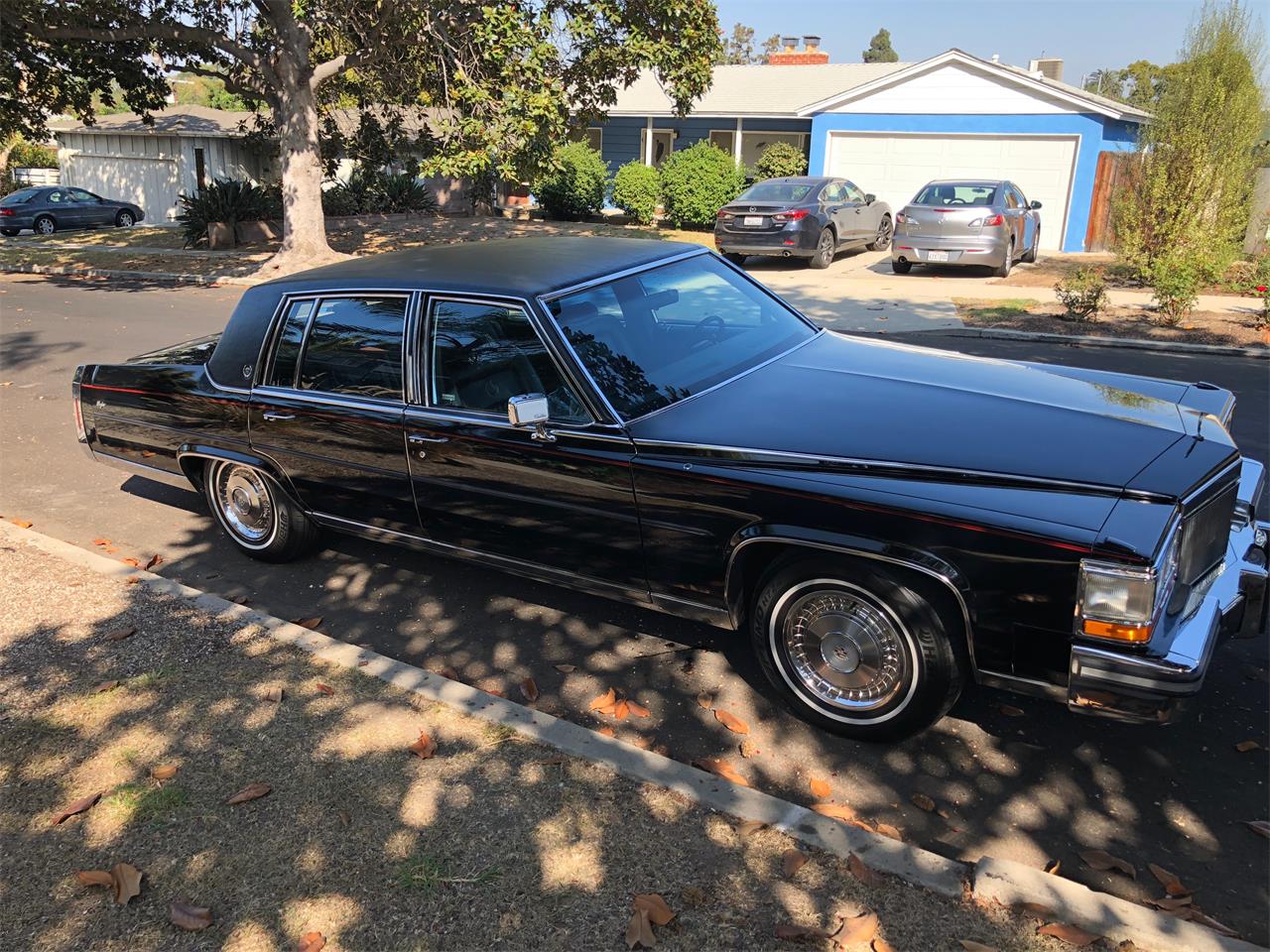 Cadillac brougham 1989