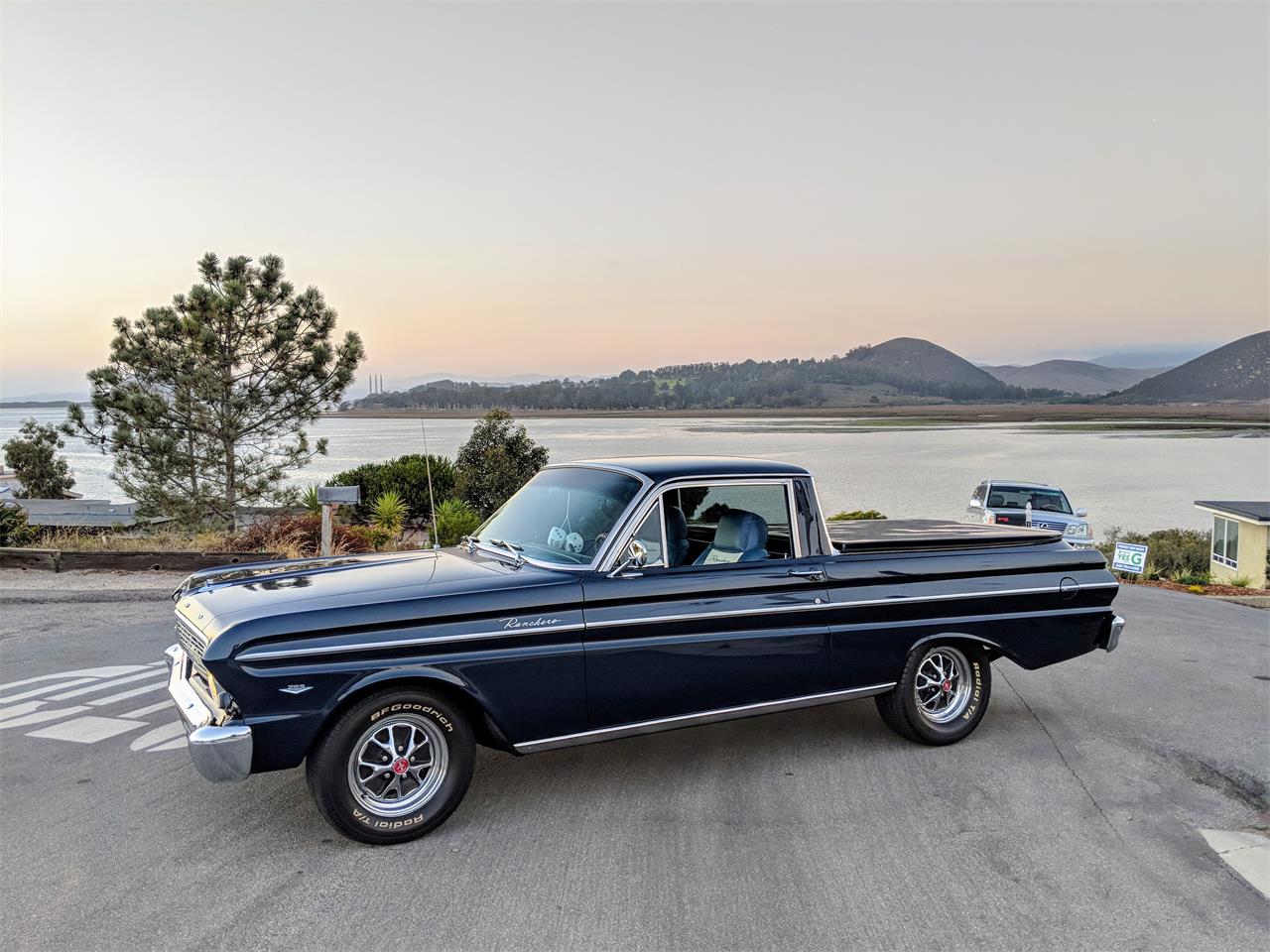 Ford ranchero 65