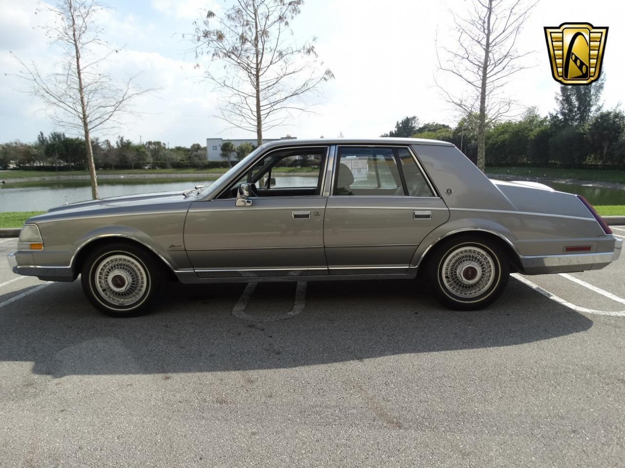 Lincoln continental 1987