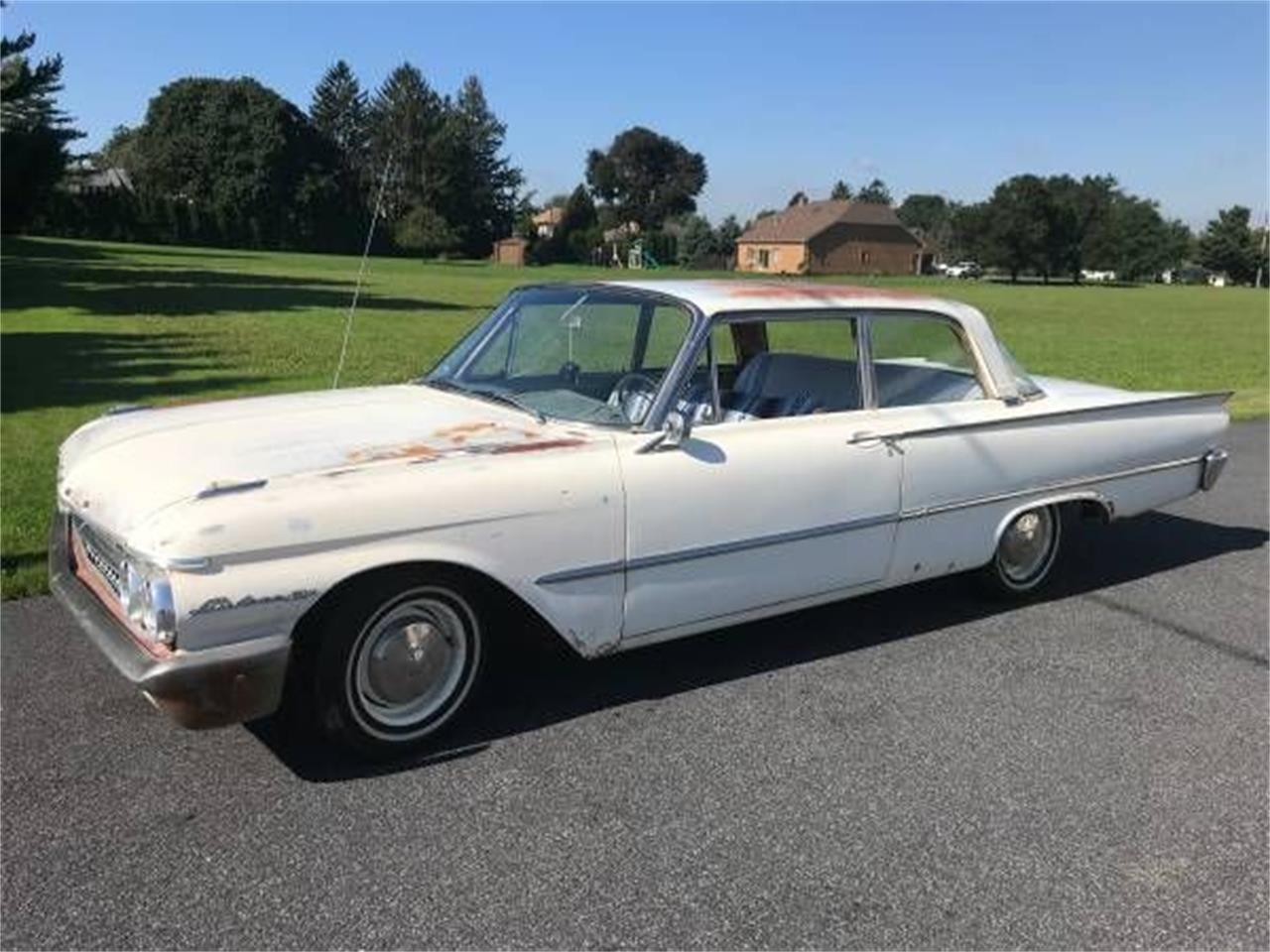 1961 Ford Fairlane 500 for Sale CC1161132