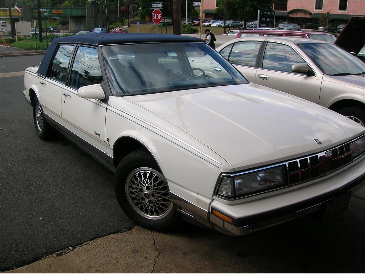 Extraordinary 1989 Olds 98 Regency Brougham Pictures