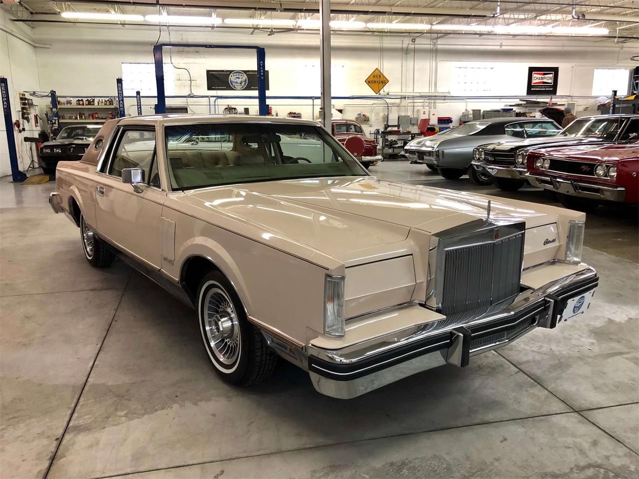 Lincoln continental mark vi