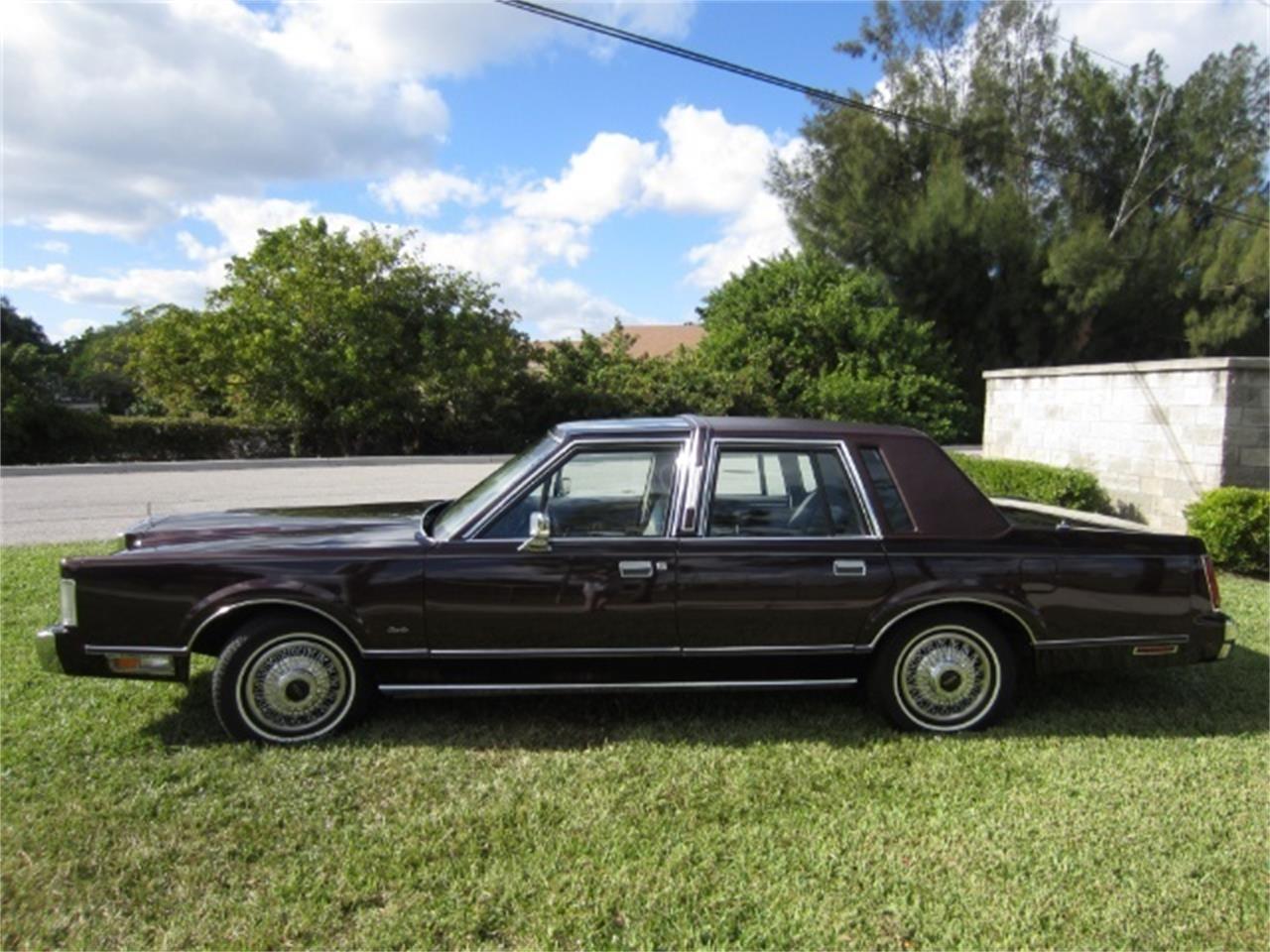 Lincoln town car 1988