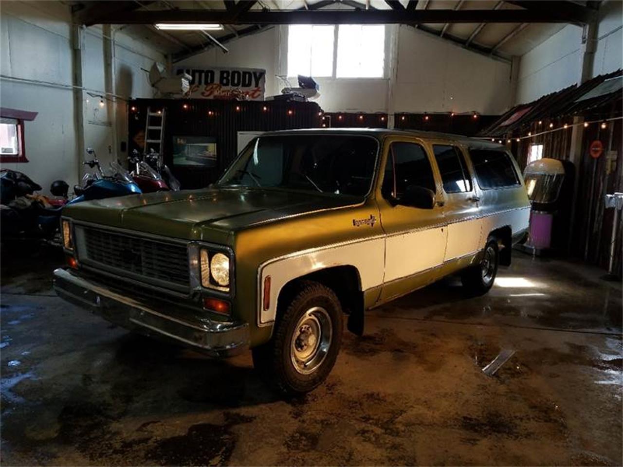 Chevrolet suburban 1973