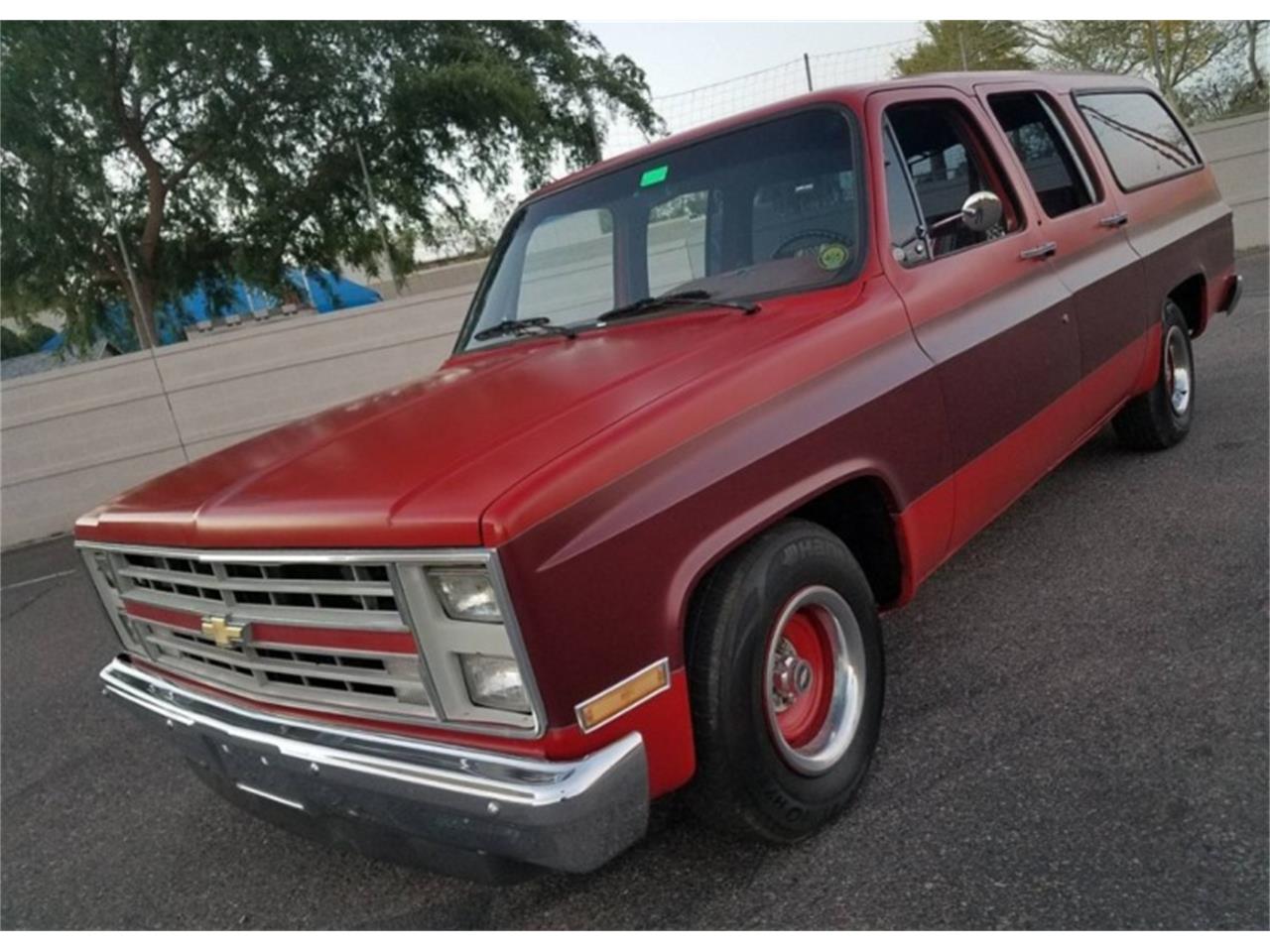 Chevrolet Suburban 1985