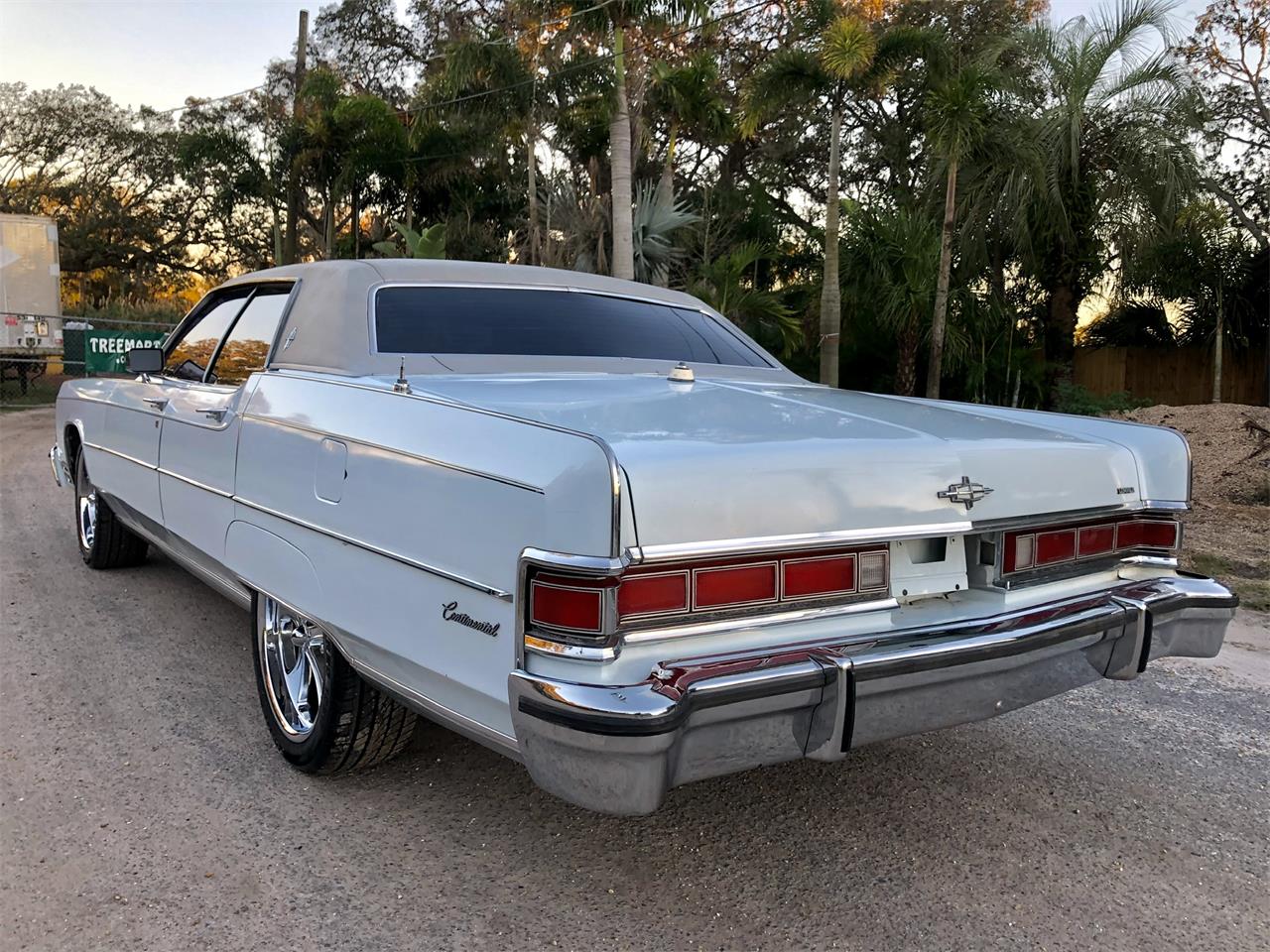 Lincoln continental 1974