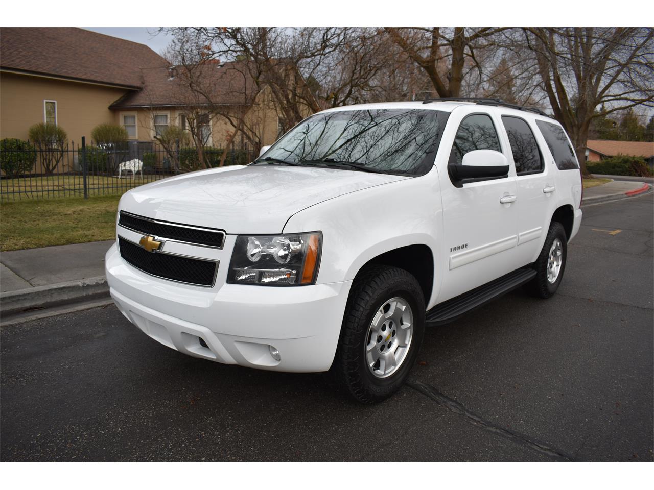 Chevrolet tahoe 2011