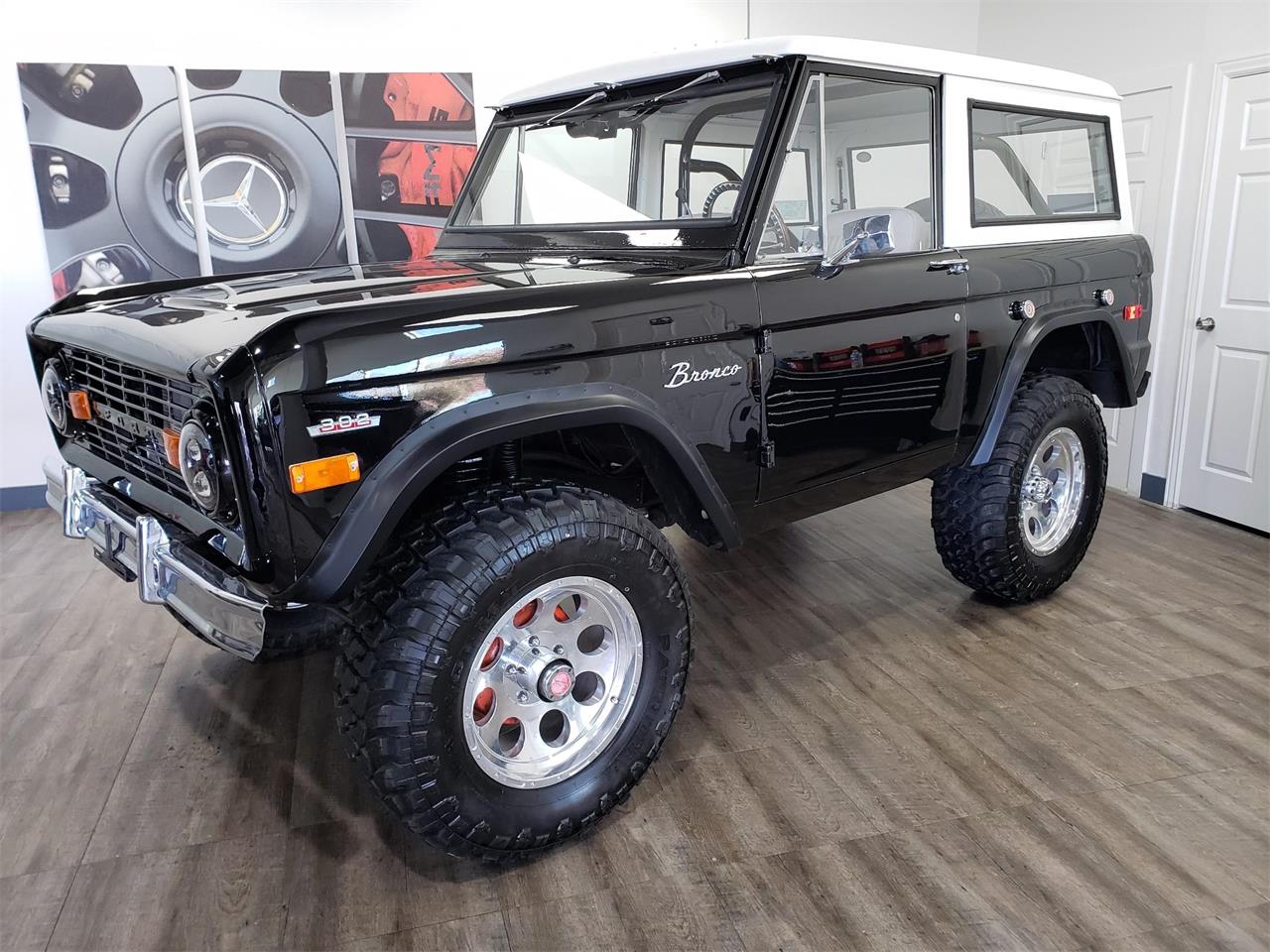 Ford Bronco 70