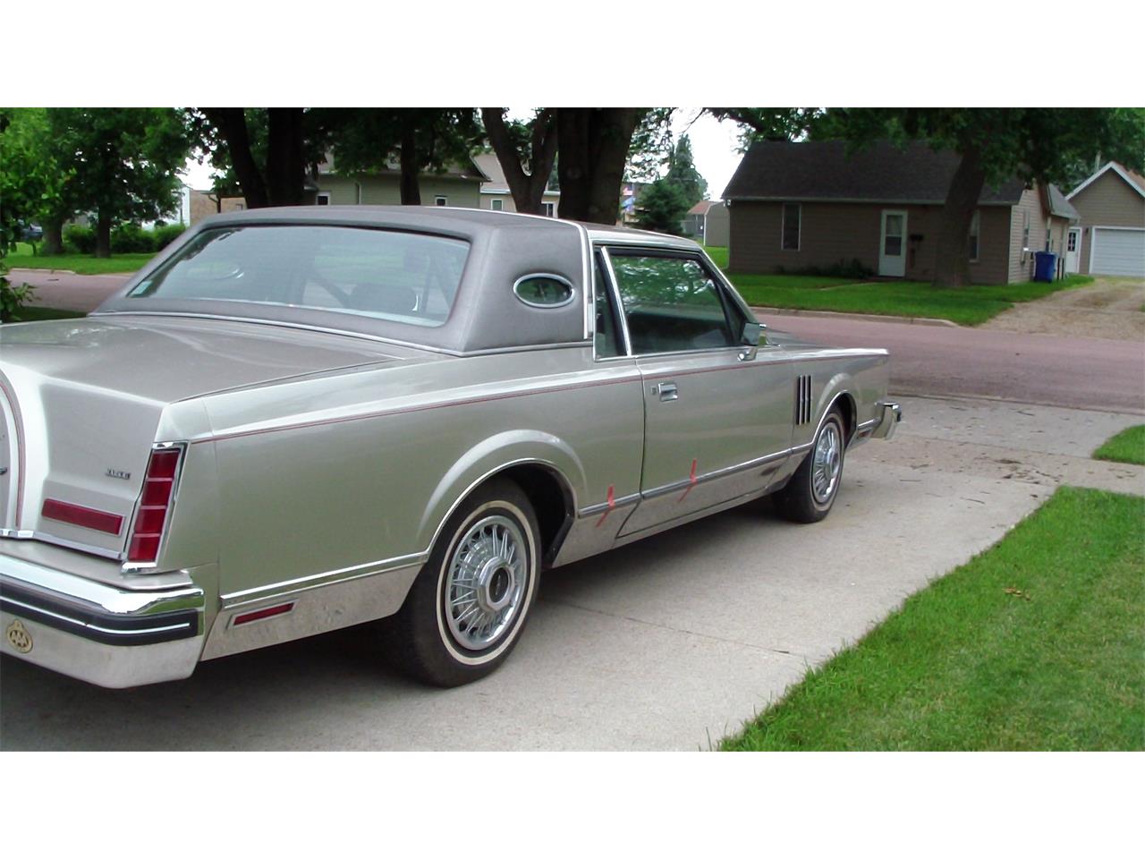 Lincoln continental mark vi