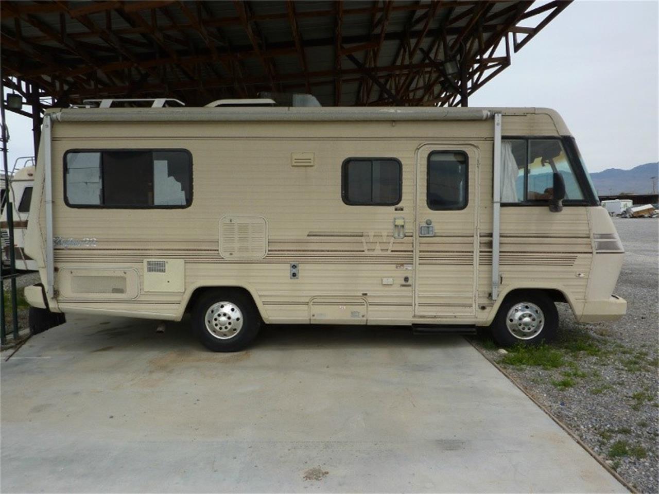 1987 Winnebago Chieftain for Sale | ClassicCars.com | CC-1205886