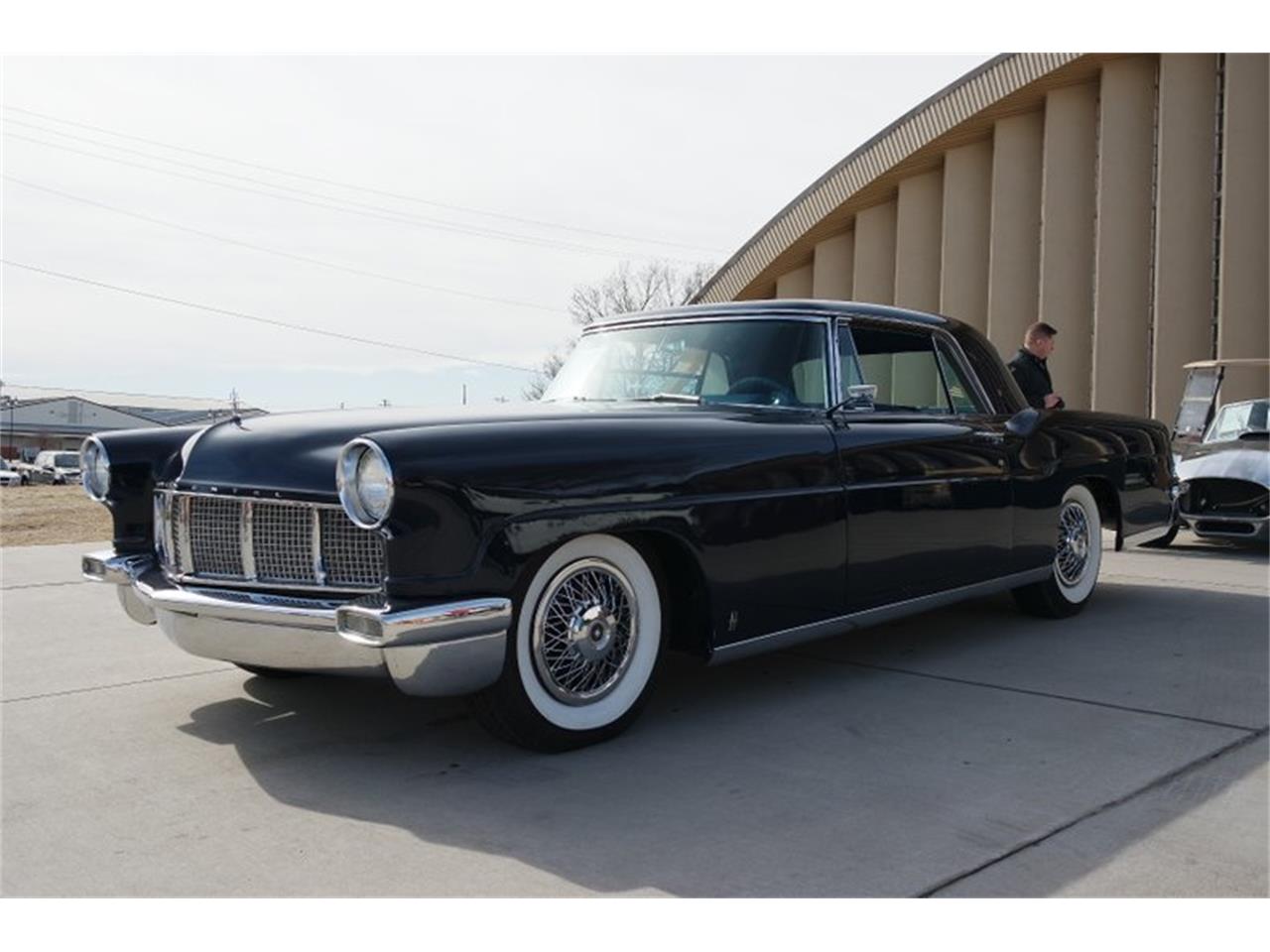 Lincoln continental mark 2