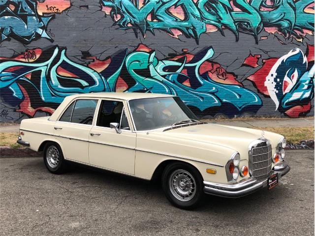 Mercedes Benz W108 Coupe