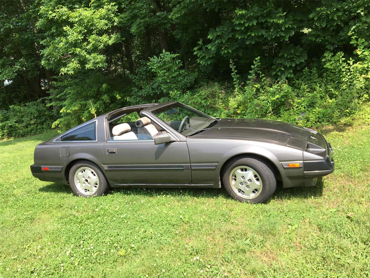 Nissan 300zx 1985 года