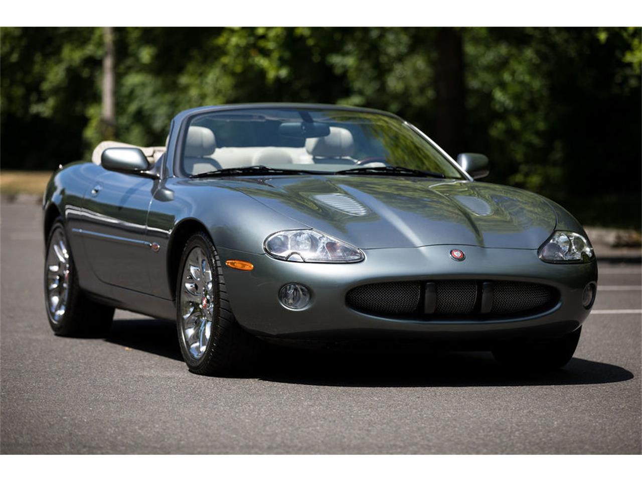 Jaguar xkr 2002