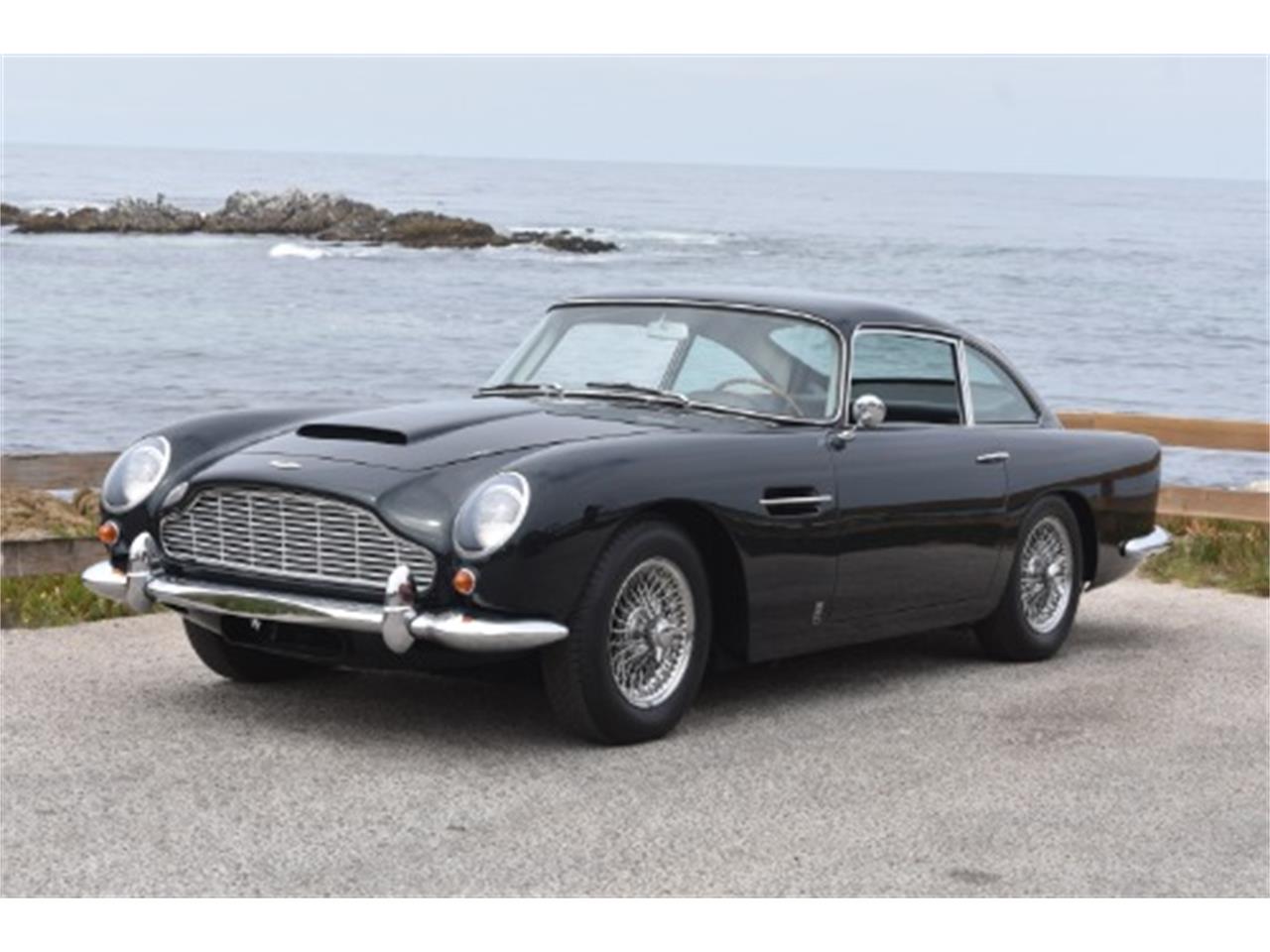 Aston martin db5 1964