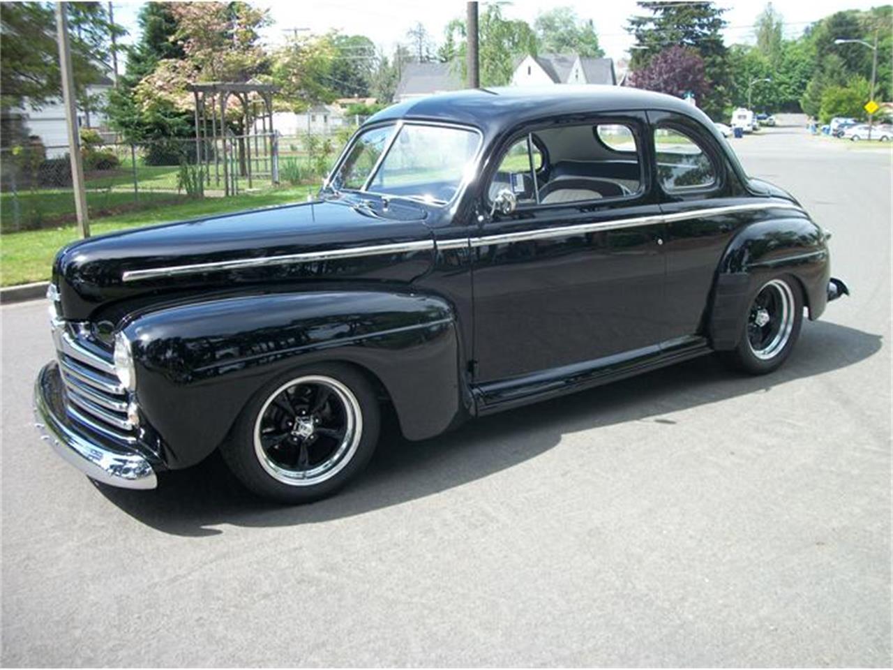 1948 Ford Deluxe Coupe