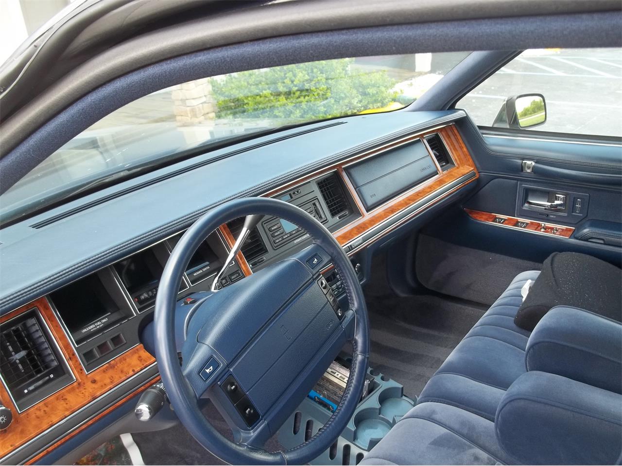 1994 Lincoln Town Car for Sale | ClassicCars.com | CC-846428