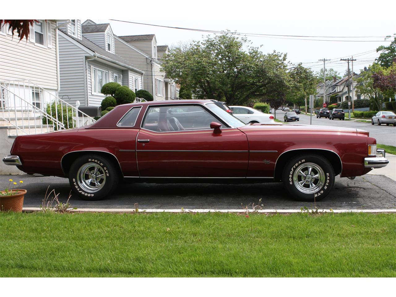 Pontiac grand prix 1973