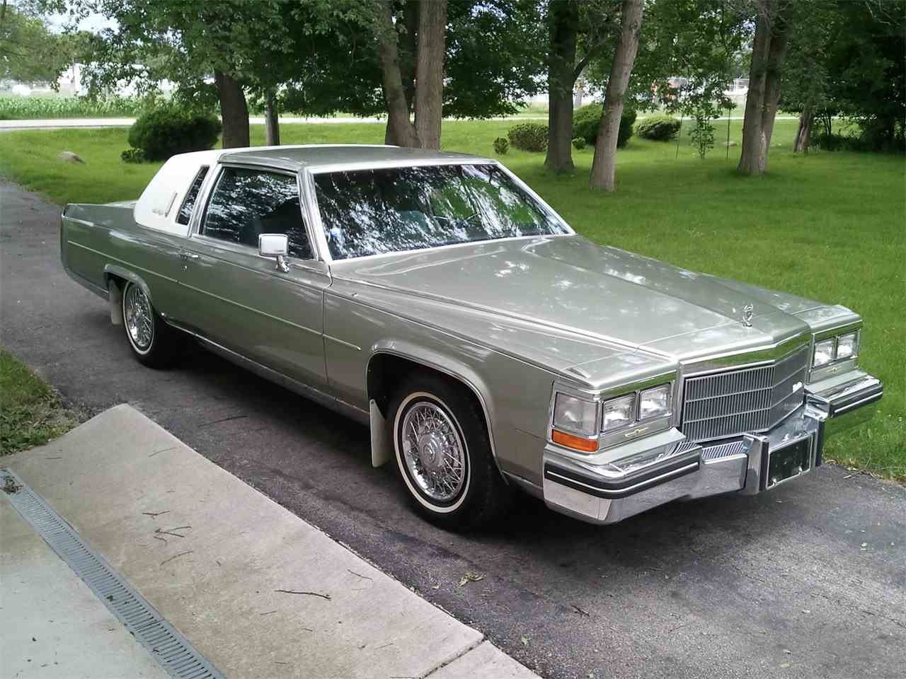 Cadillac fleetwood 1985