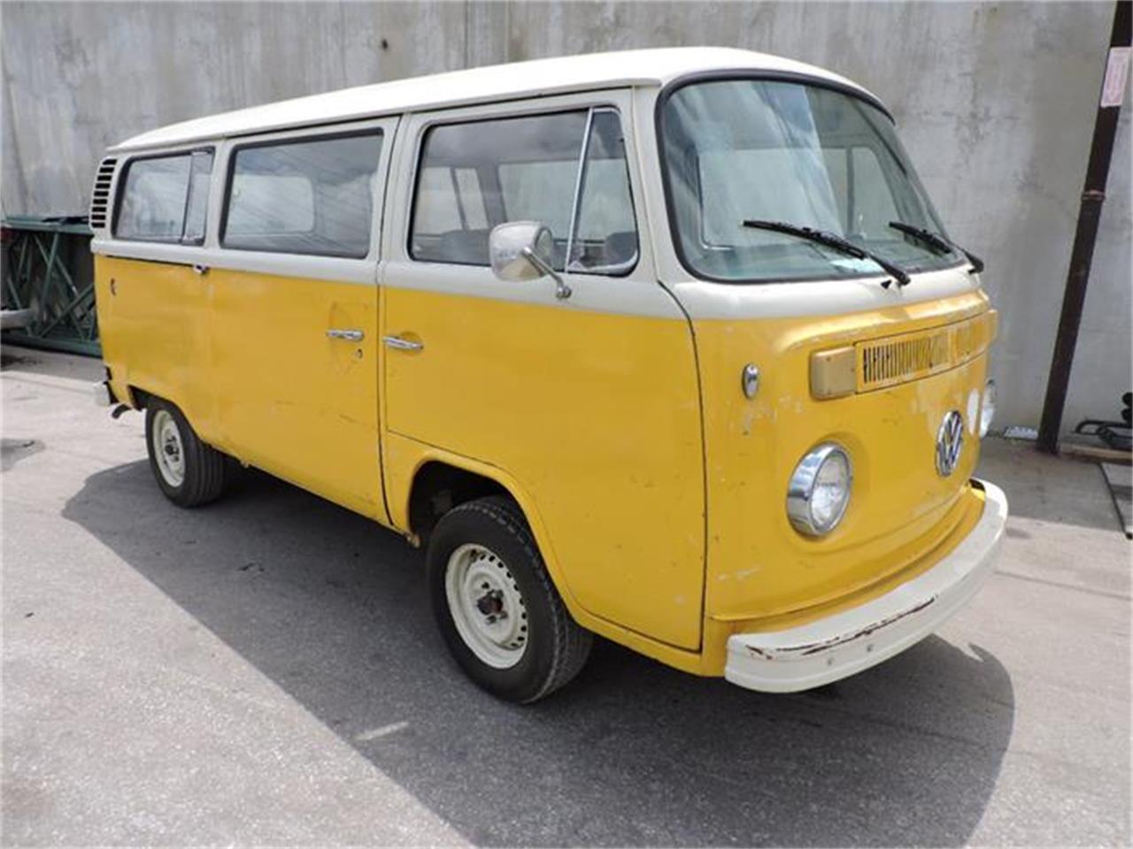 1979 Volkswagen Bus for Sale CC883113