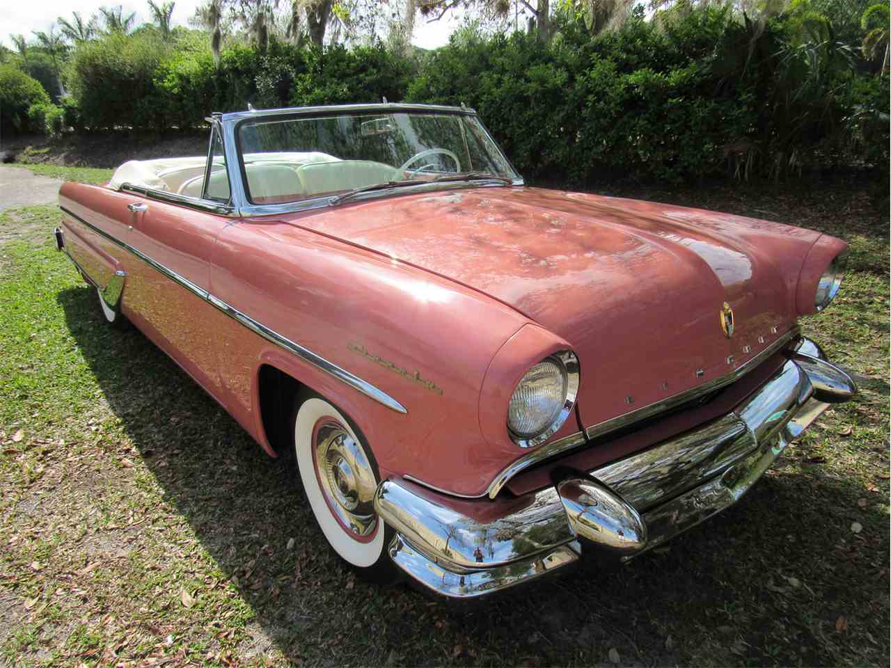 Lincoln capri 1955