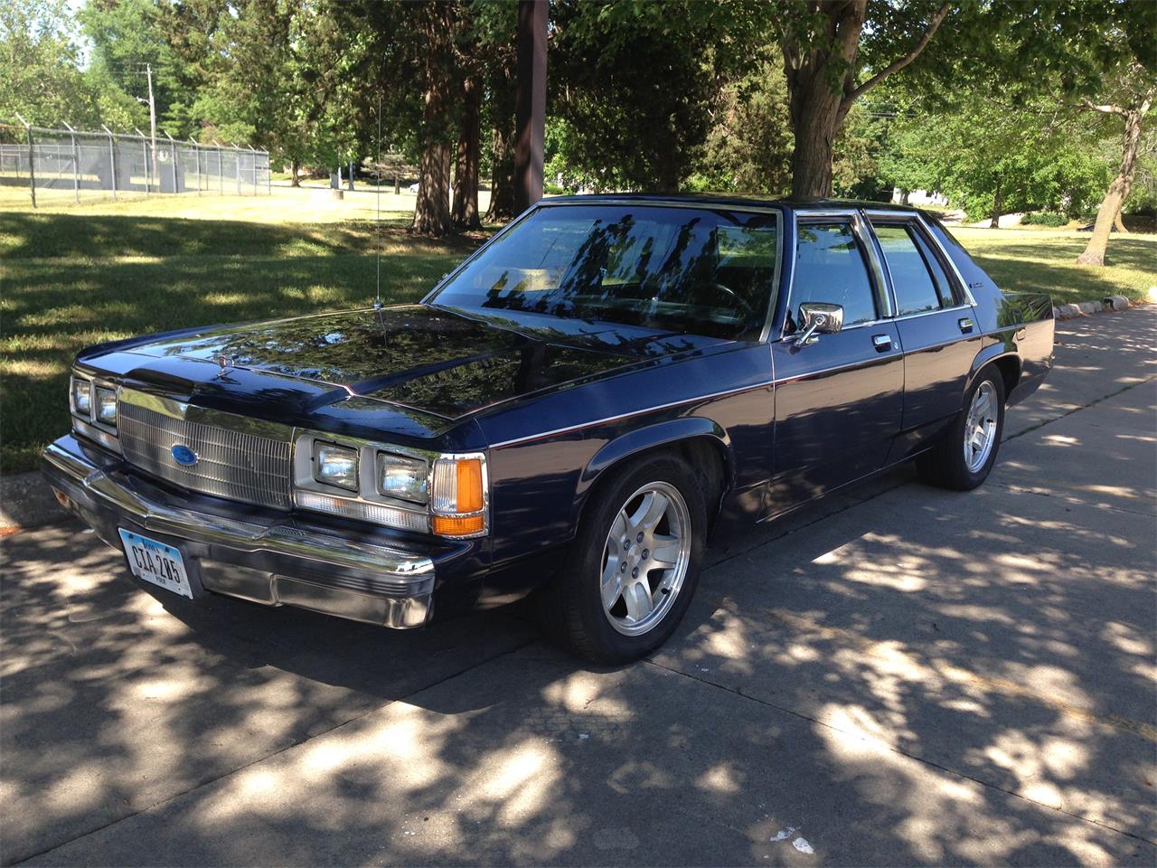 Ford crown victoria 1991